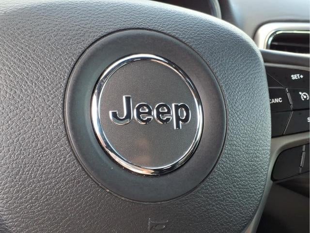 2019 Jeep Grand Cherokee Base