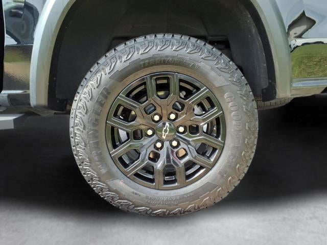 2023 Chevrolet Colorado Base