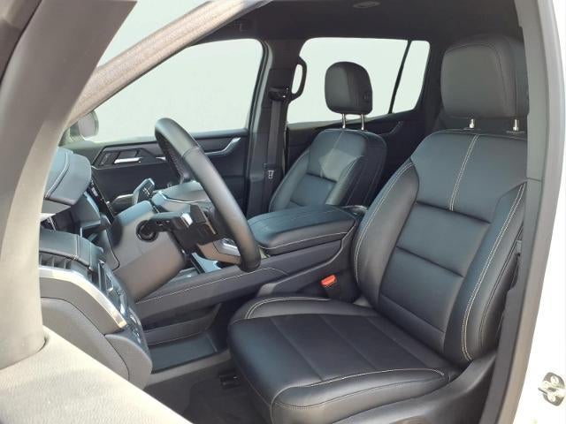 2026 GMC Acadia Base