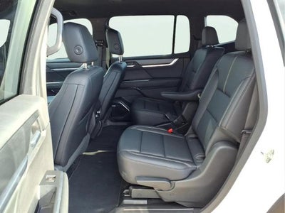 2026 GMC Acadia Base