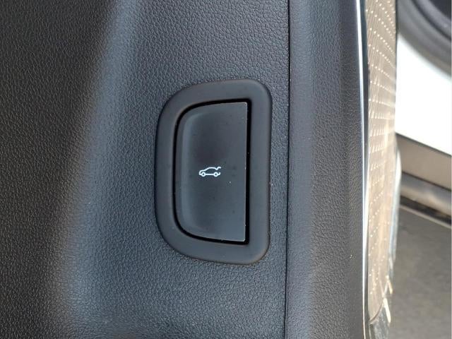 2026 GMC Acadia Base