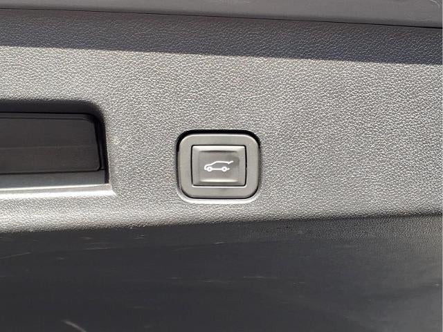 2026 GMC Acadia Base