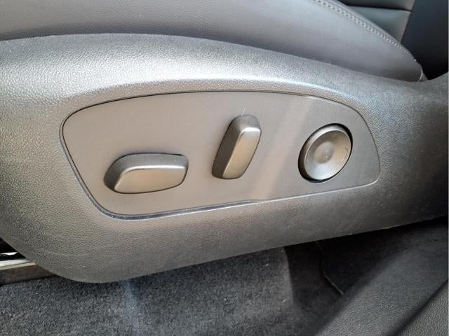 2026 GMC Acadia Base