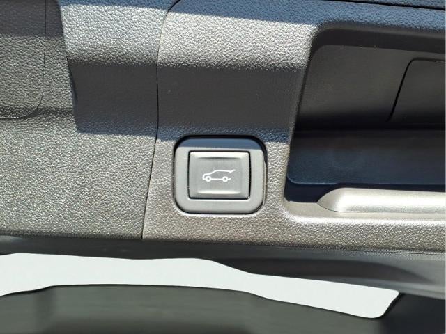 2023 GMC Acadia Base