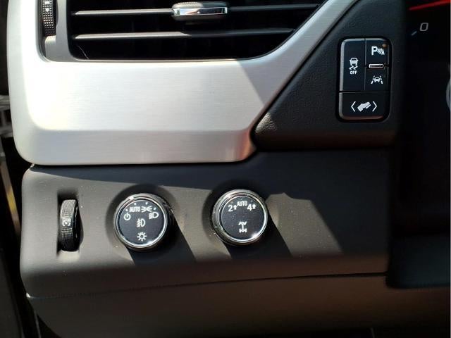 2017 GMC Yukon Base