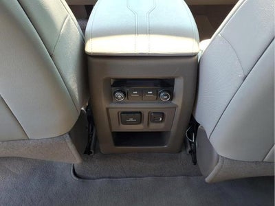 2021 Chevrolet Traverse Base