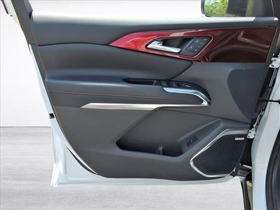 2024 Chevrolet Traverse Base