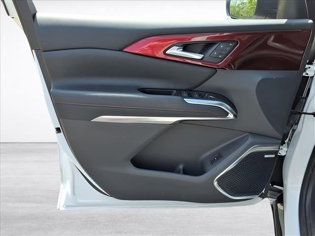 2024 Chevrolet Traverse Base