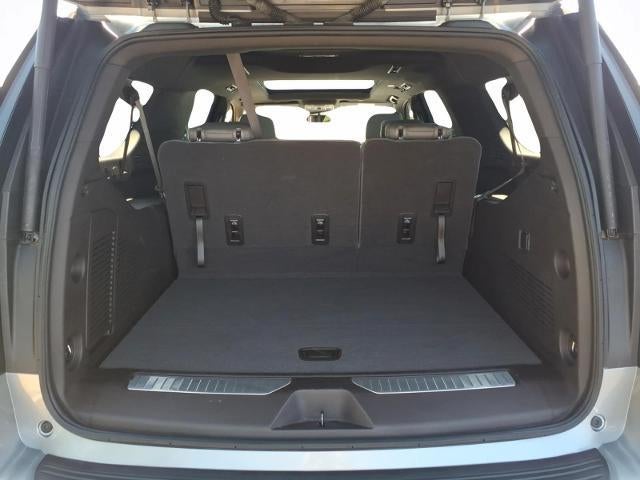 2023 Chevrolet Suburban Base