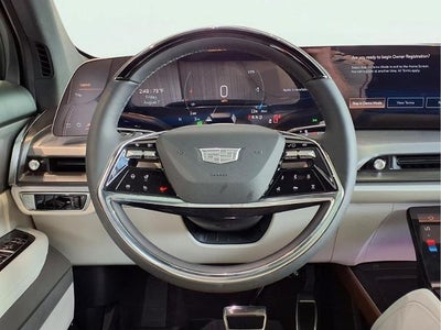 2027 Cadillac VISTIQ Luxury
