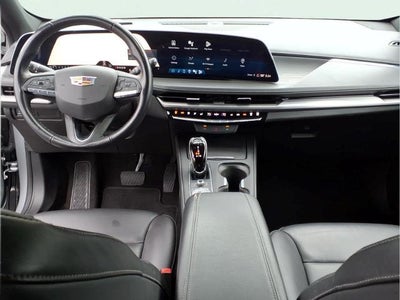 2024 Cadillac XT4 Premium Luxury