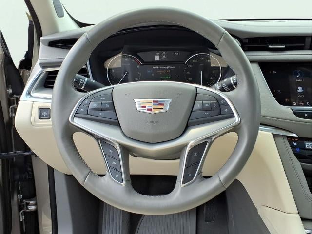 2023 Cadillac XT5 FWD Premium Luxury