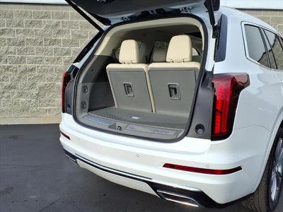 2025 Cadillac XT6 Premium Luxury