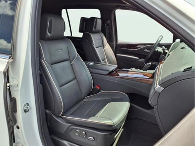 2023 Cadillac Escalade 4WD Premium Luxury