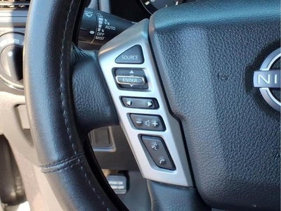 2023 Nissan TITAN Base