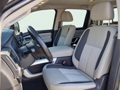 2023 Nissan TITAN Base