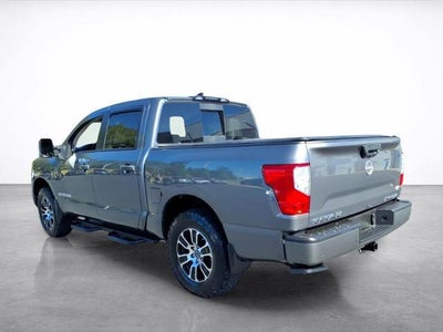 2023 Nissan TITAN Base