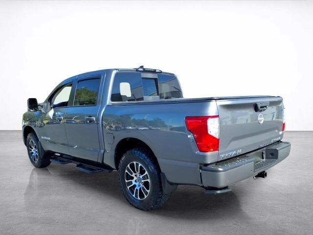 2023 Nissan TITAN Base