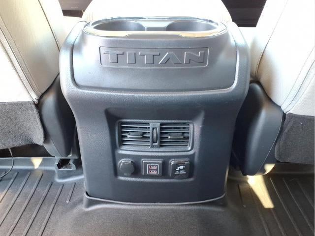 2023 Nissan TITAN Base