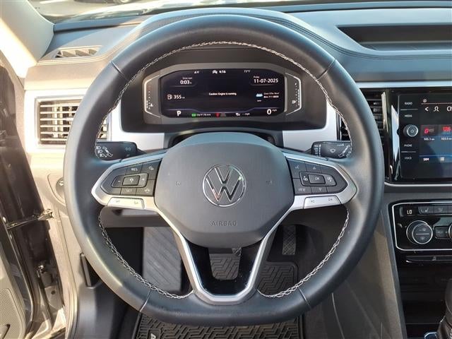 2022 Volkswagen Atlas 2.0T SE w/Technology
