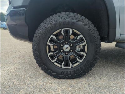 2025 Chevrolet Silverado 1500 ZR2