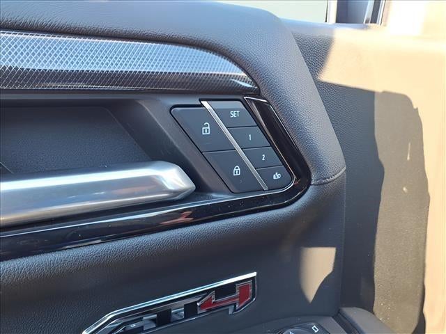 2025 GMC Sierra 1500 Base
