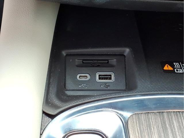 2023 Buick Enclave Base