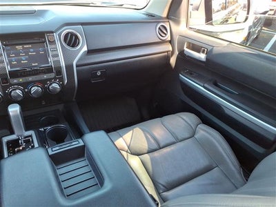 2017 Toyota Tundra 4WD SR5