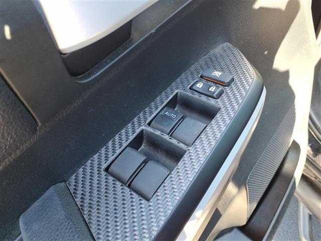 2017 Toyota Tundra 4WD SR5