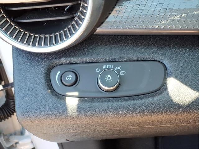 2025 Chevrolet Trax Base