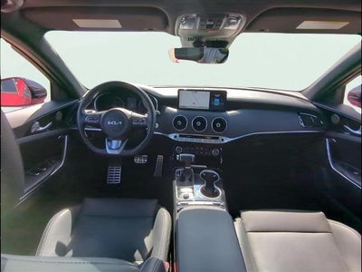 2023 Kia Stinger Base