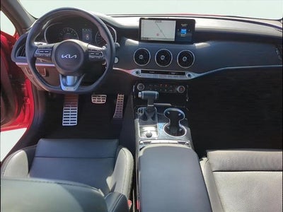 2023 Kia Stinger Base