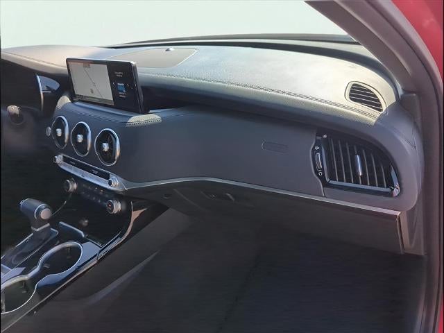 2023 Kia Stinger Base