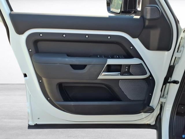 2024 Land Rover Defender 110 P300